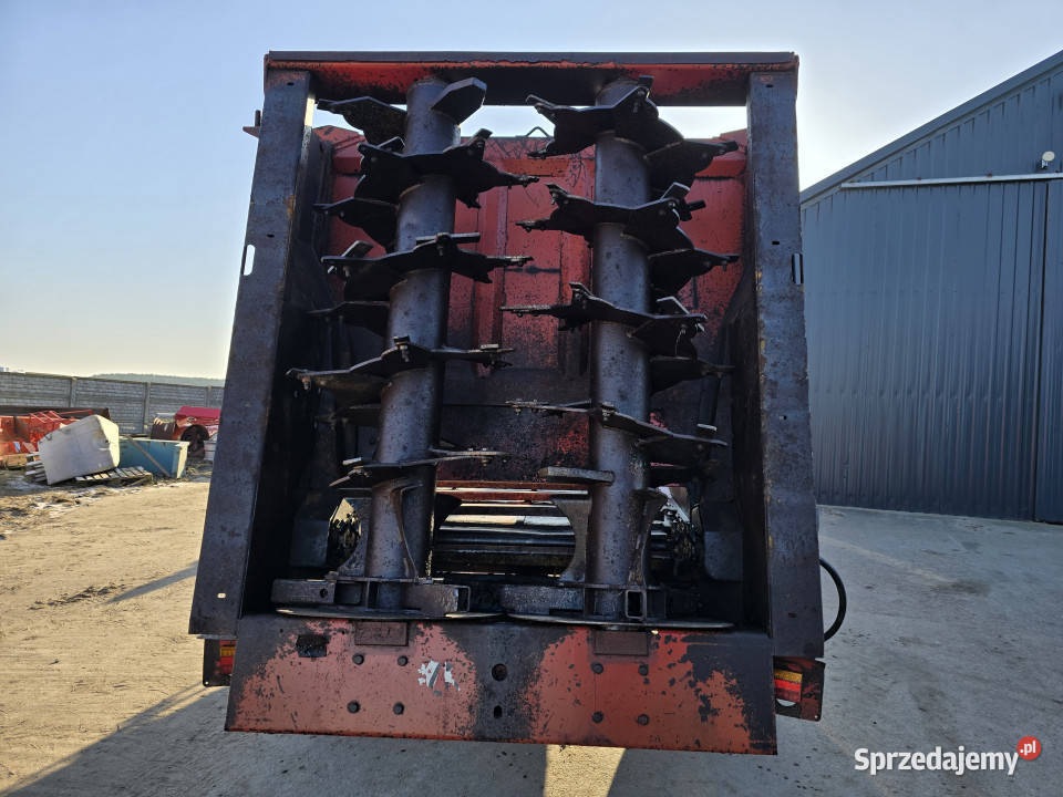 Rozrzutnik obornika GILIBERT HELIOS 15 m3 nieuszkodzony Rozrzutniki obornika podlaskie Baliki