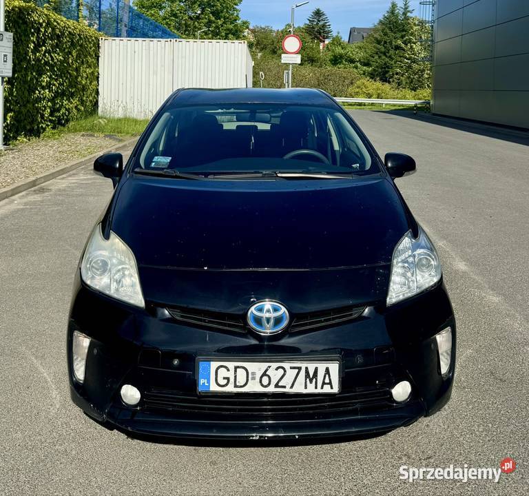 Toyota Prius Hybrid 18 JBL HUD Kamera 2 kluczyki 136KM Prius pomorskie