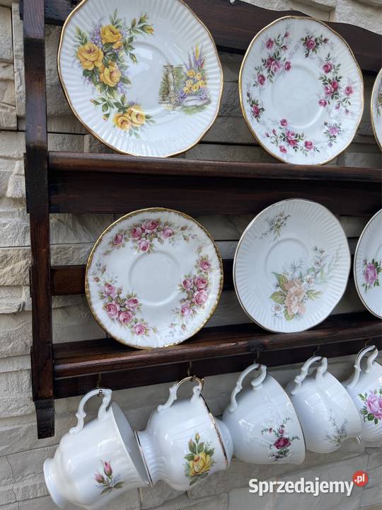 Stara porcelana sygnowana filiżanka na półce Porcelana i szkło Bystrzyca Kłodzka