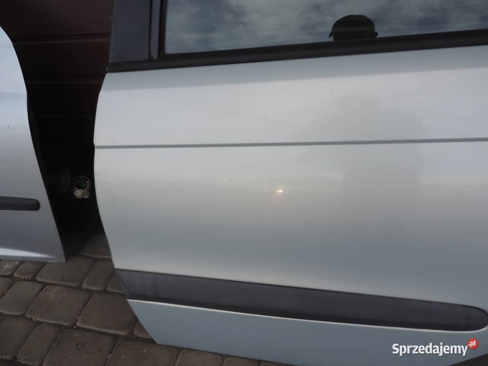 DRZWI LEWY TYŁ RENAULT SCENIC I FL LAKIER MV632