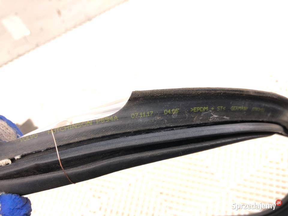 USZCZELKA KLAPY BAGAŻNIKA VOLVO V60 I Kombi 1018