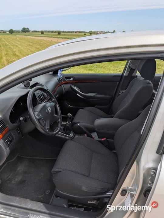 Toyota Avensis t25 Toyota Ostrownica-Kolonia