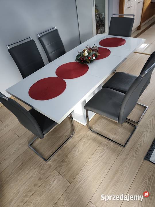 Stół z krzesłami Grodków sprzedam
