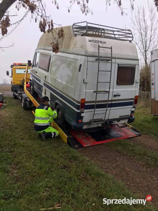 Mercedes 814 platforma widelec Pomoc drogowa Specjalne Kostrzyn nad Odrą