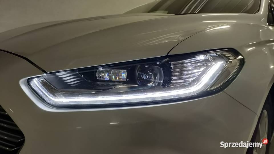 Ford Mondeo Mk5 2017 20 TDCI Diesel 205 światła przeciwmgielne Mondeo Gdańsk