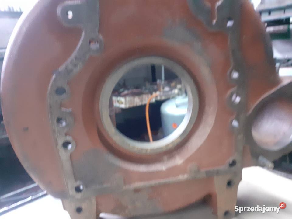 Sprzedam obudowę c 330 mazowieckie Sierzchów