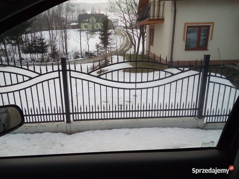 Metaloplastyka Gard House Wysokiej jakości bramy małopolskie Grybów