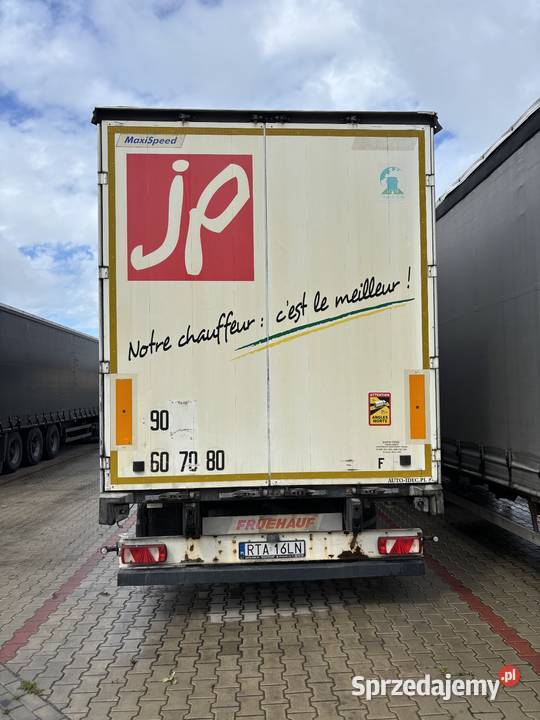 Naczepa Firanka Fruehauf