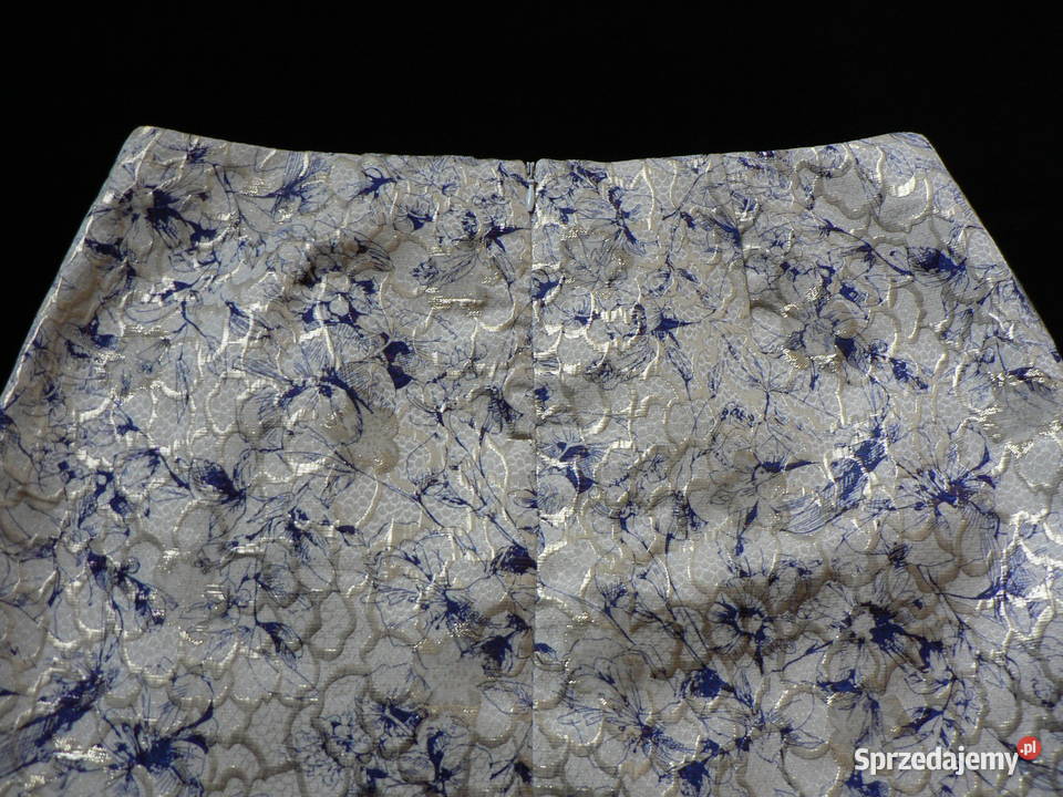 River Island świąteczna piękna spódniczka 38