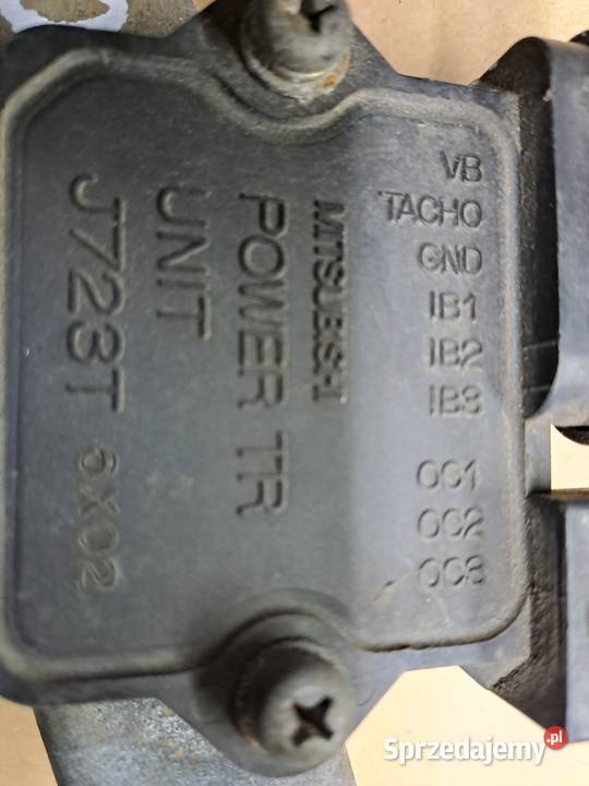 Mitsubishi pajero 30 V6 177 moduł zapłonu J723T