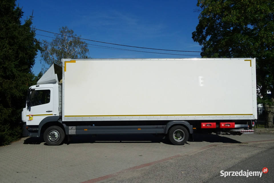Mercedes Atego 1218 Euro 6 kontener 20pal winda Góra Kalwaria