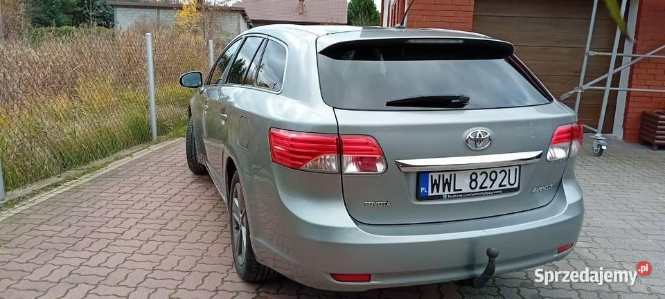 sprzedam Toyota Avensis 2014 18 benzyna nawigacja mazowieckie Zielonka