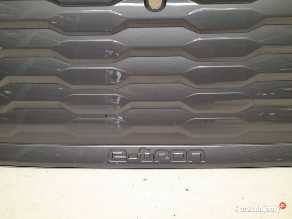 AUDI A4 ETRON atrapa grill 89A853653 osobowe zachodniopomorskie Goleniów sprzedam