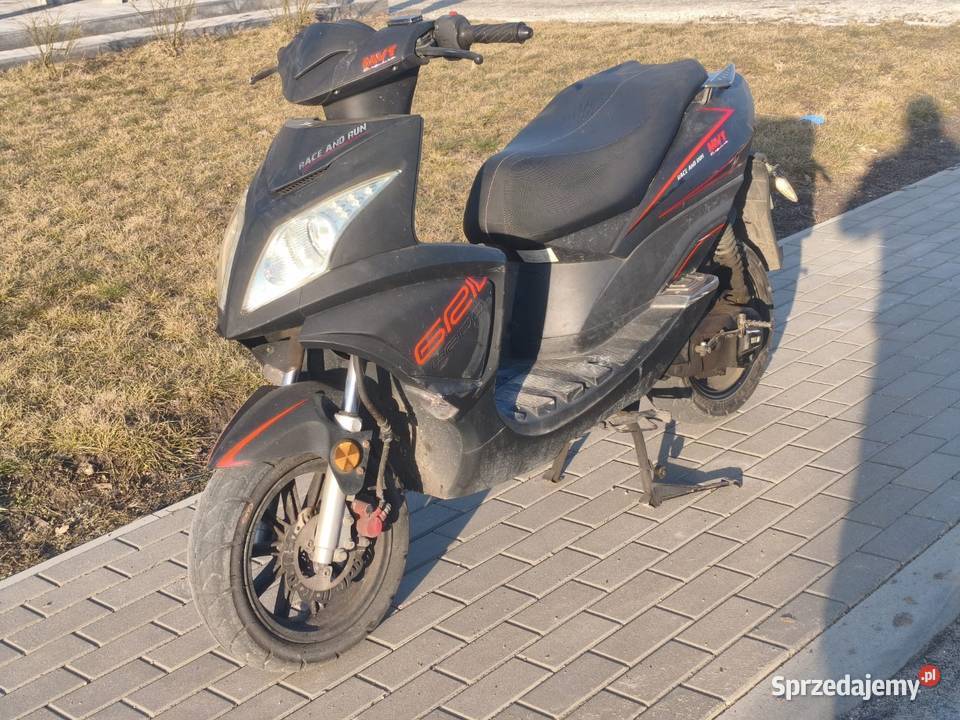 Skuter 50mc sprawny idealny na dojazdy do pracy nieuszkodzony Tomaszewo