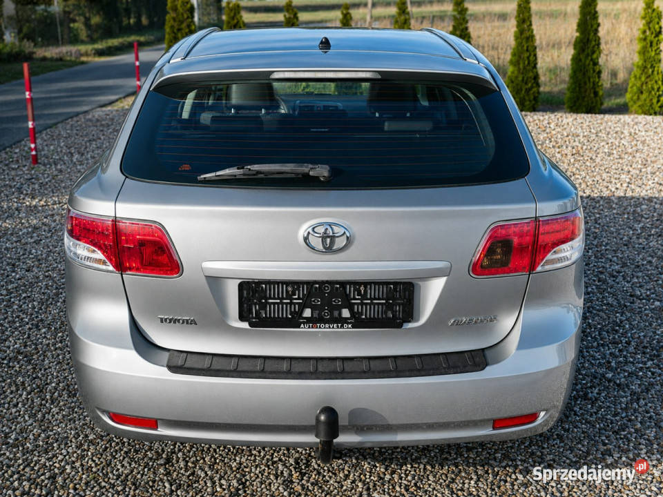 Toyota Avensis III 2009 wielkopolskie Sadlno