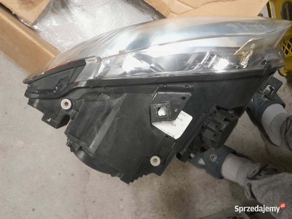 Lampa a4b7 bixsenon skretny Dobre
