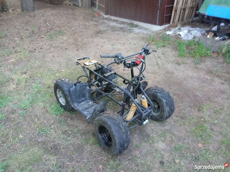 Rama quad nowe opony tył