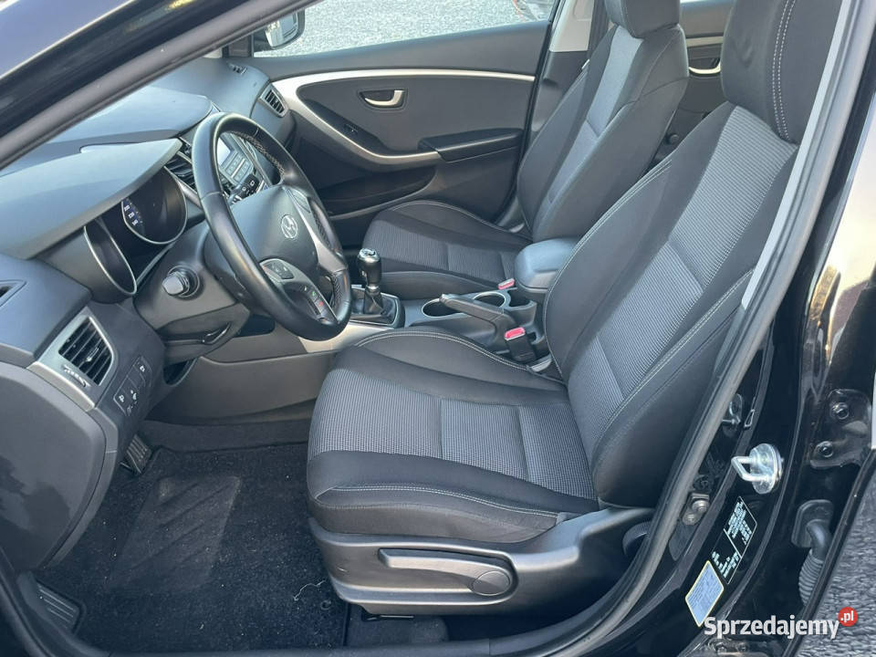 Hyundai i30 II 14 16V MPI 99 2014r 105 zadbany dolnośląskie Wojkowice