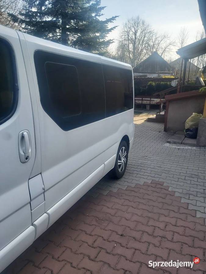 Renault Trafic 9 osób long immobilizer Chocznia