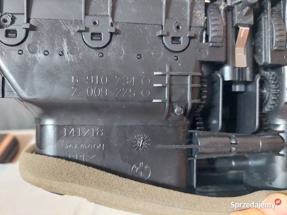Kratka nawiewu środkowa BMW Serii 5 E60 E61 osobowe wielkopolskie Poznań