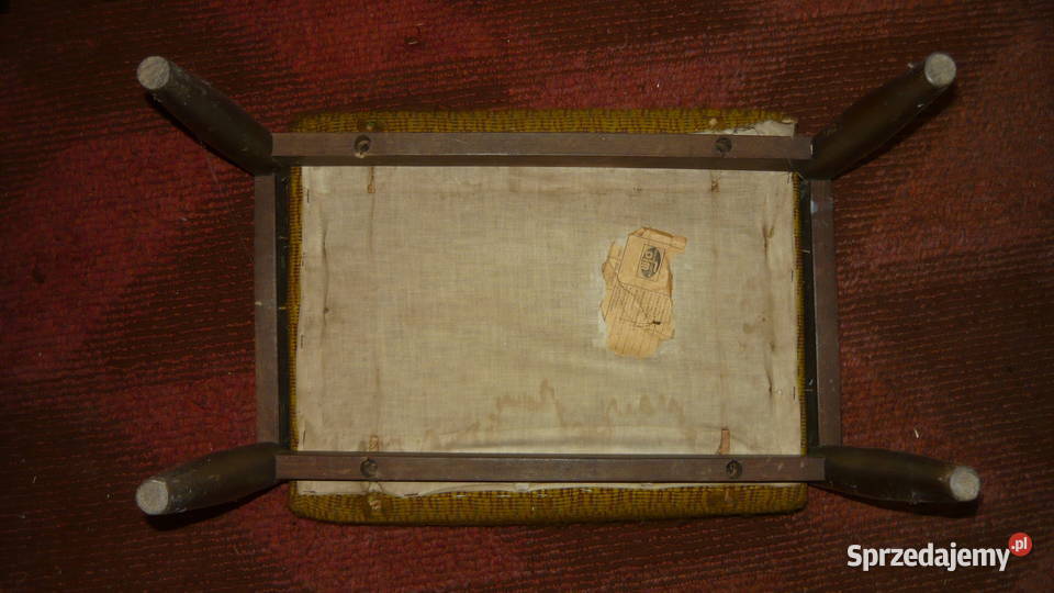 Podnóżek tapicerowany PRL patyczak pufa taboret podlaskie