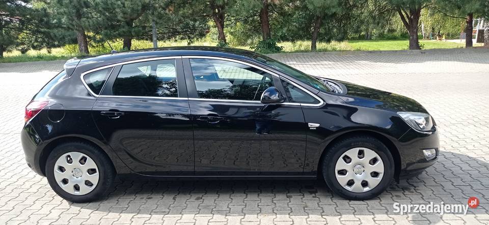 Opel Astra 2010 14 100 benzyna LPG Rzeszów