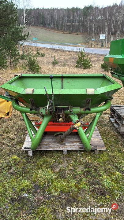 Rozsiewacz nawozu Amazone zaf 602 Rolnictwo Borowy Młyn