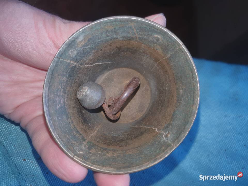 Dzwonek ręczny mosiężny przedwojenny patynowany Warszawa