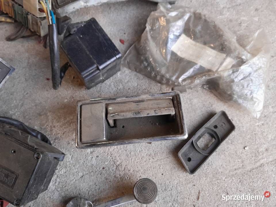 Różne części Fiat 125p Polonez pompa wody śląskie Dąbrowa Górnicza