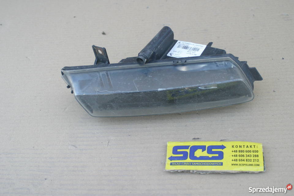 BMW 1 E82 E88 COUPE CABRIO HALOGEN PRZEDNI PRAWY Prawe Bieleń