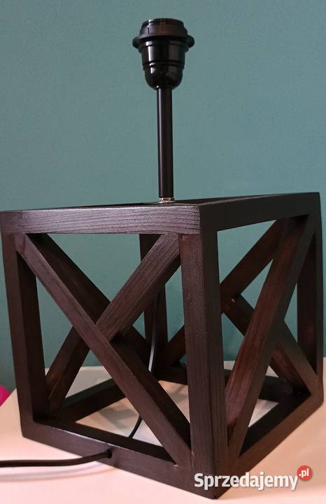 Lampa drewniana stołowa