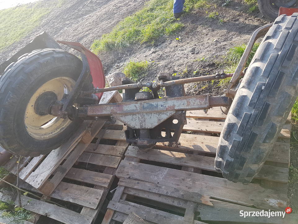 Przesnia oś amortyzowana do Zetor 8011 Pozostałe Kamień