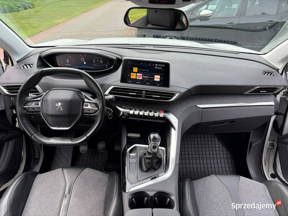 Peugeot 5008 7 foteli Półskóry Panorama Allure Lipówki sprzedam
