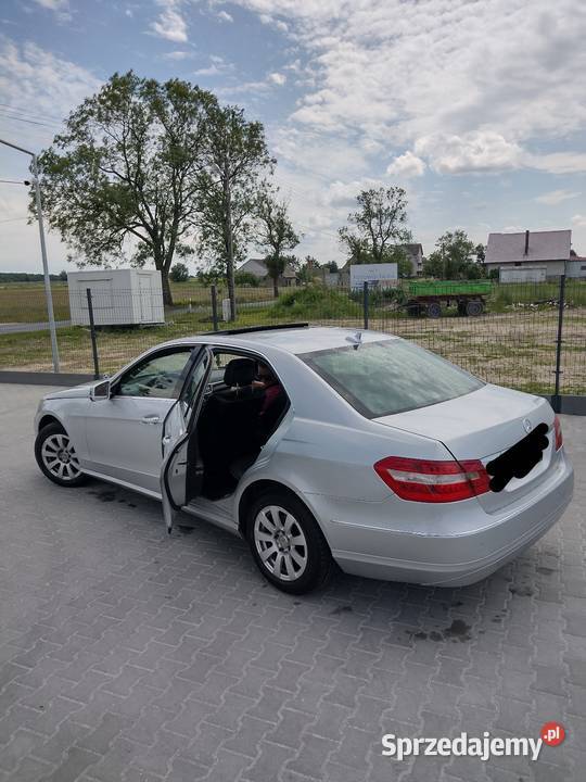Mega okazja Mercedes w 2122011 to ok 22 Strzelno