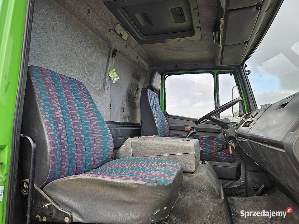 MercedesBenz 1317 6 CYL CRANE skrzyniowy 4x2 Samochody ciężarowe