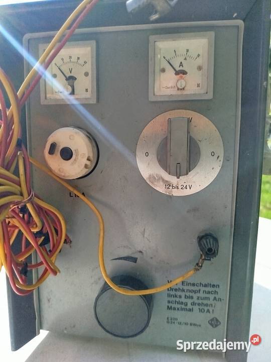 Prostownik 24 v na 12 v