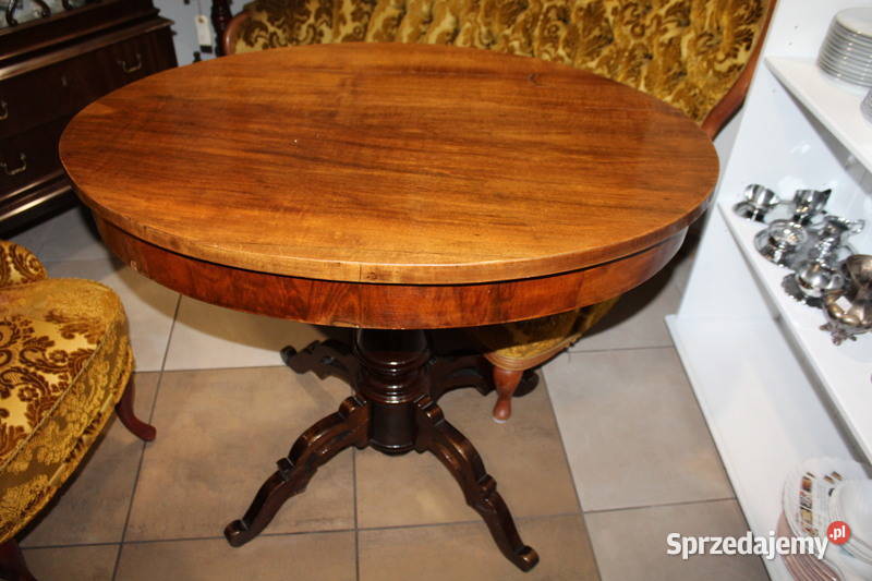Owalny stolik z początku XX w 612 Szczecin