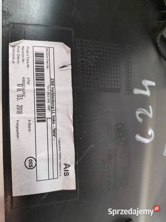 TUNEL ŚRODKOWY PODŁOKIETNIK SKÓRA Skoda Superb osobowe