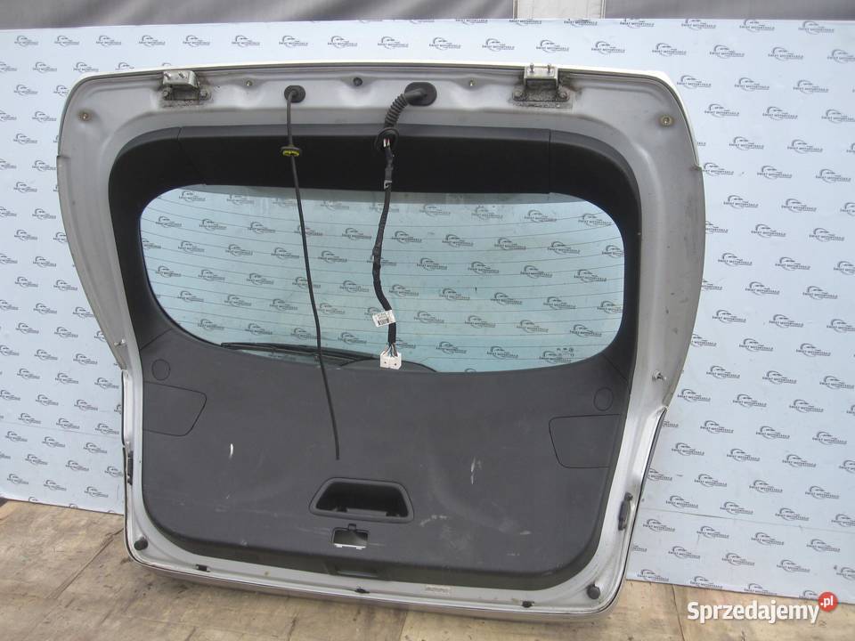 HYUNDAI i40 13r klapa tył