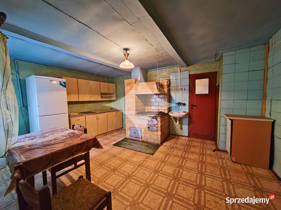 Dom budynki gospodarcze Korczówka gm Łomazy lubelskie