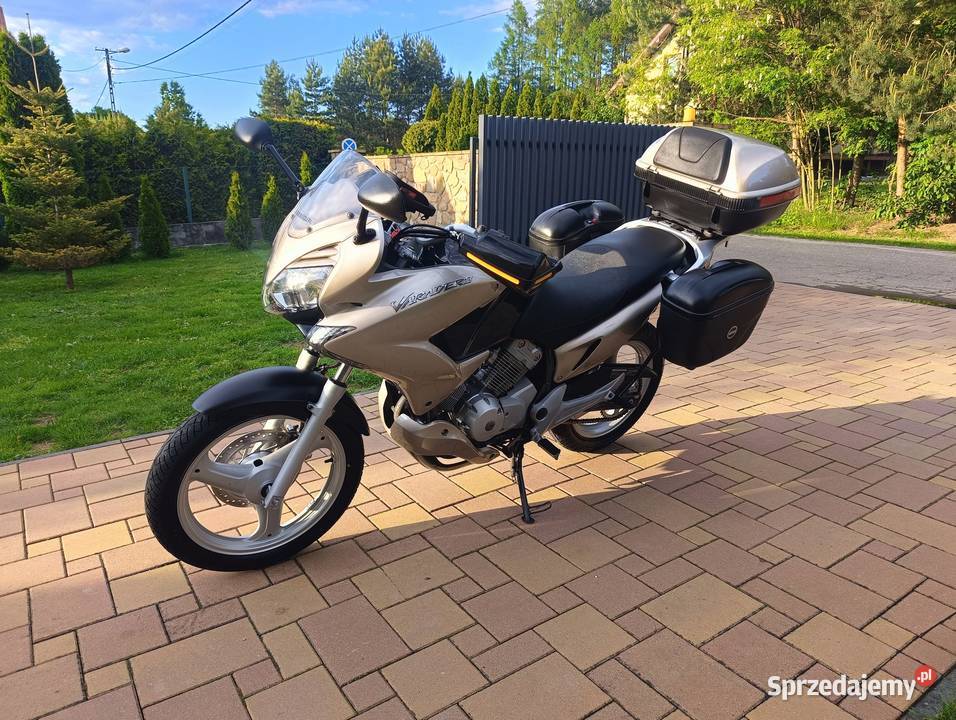 Honda Varadero 125 z 2008 na kat B RATY Żabno