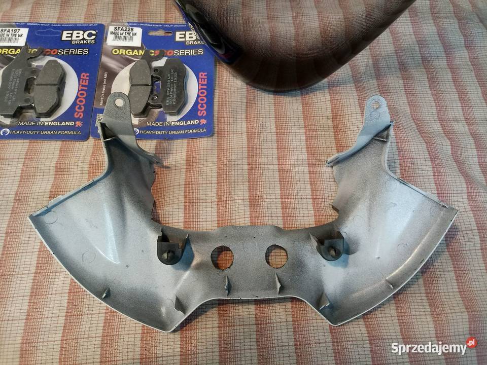 Suzuki Burgman 400 szyba owiewka fabtyvcznie Szyby i owiewki Katowice