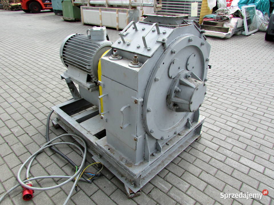 Młyn do zrębki rozdrabniania zboża StanDrew Mojusz