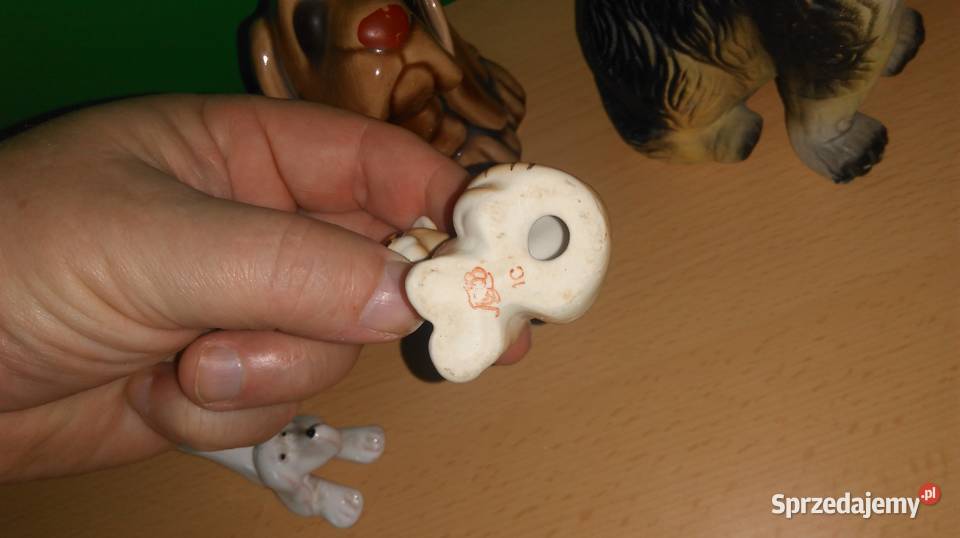 Figurki piesek porcelana Warszawa