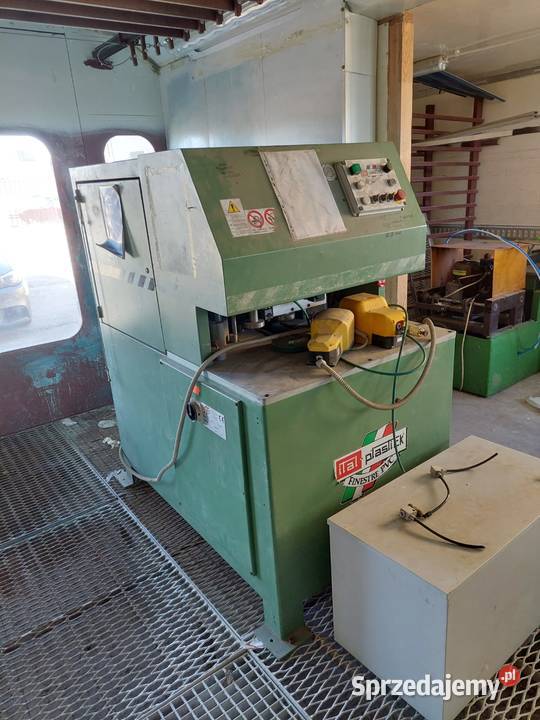 Oczyszczarka naroży okien PCV