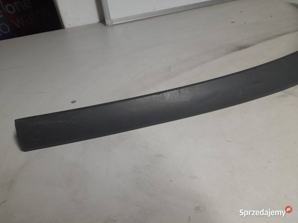 Auris I E15 prawa listwa hokej spoiler zderzaka Części samochodowe Goleniów sprzedam