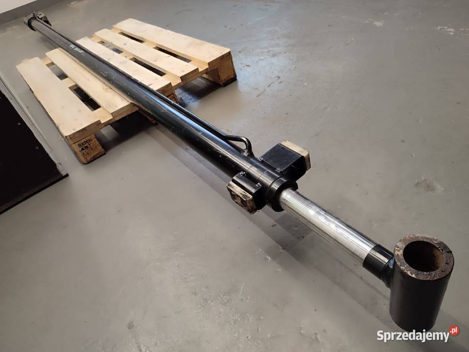 Siłownik hydrauliczny wysuwu ramienia CAT TH 407 Wilkowo