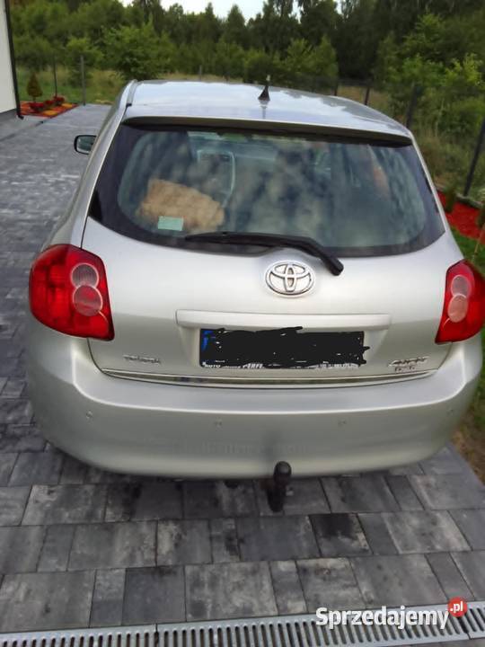 Toyota Auris srebrny łódzkie
