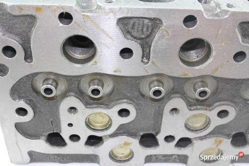 Głowica KUBOTA L2000L2201 silnik DH1101 Części i osprzęt rolniczy podkarpackie