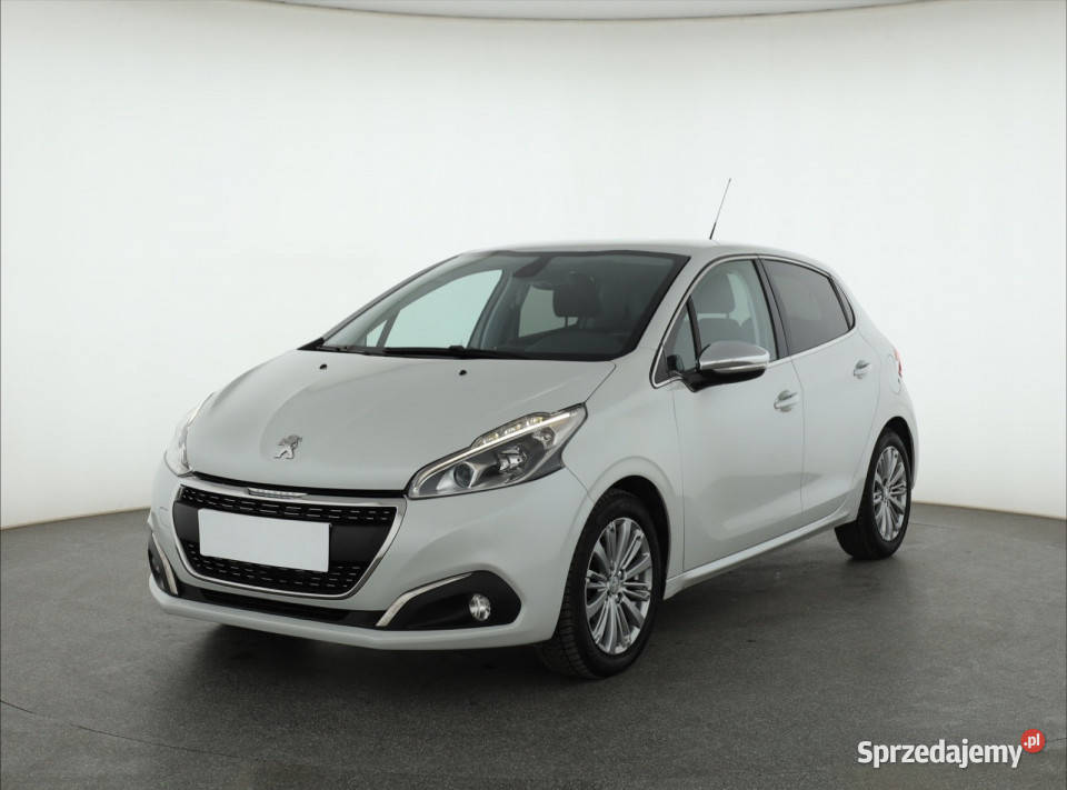 Peugeot 208 12 PureTech benzyna Piaseczno